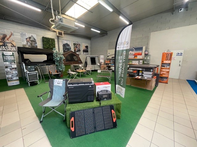 interieur-magasin-Outdoor-Narbonne-Accessoires