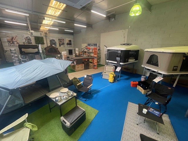 interieur-magasin-Outdoor-Narbonne-Accessoires