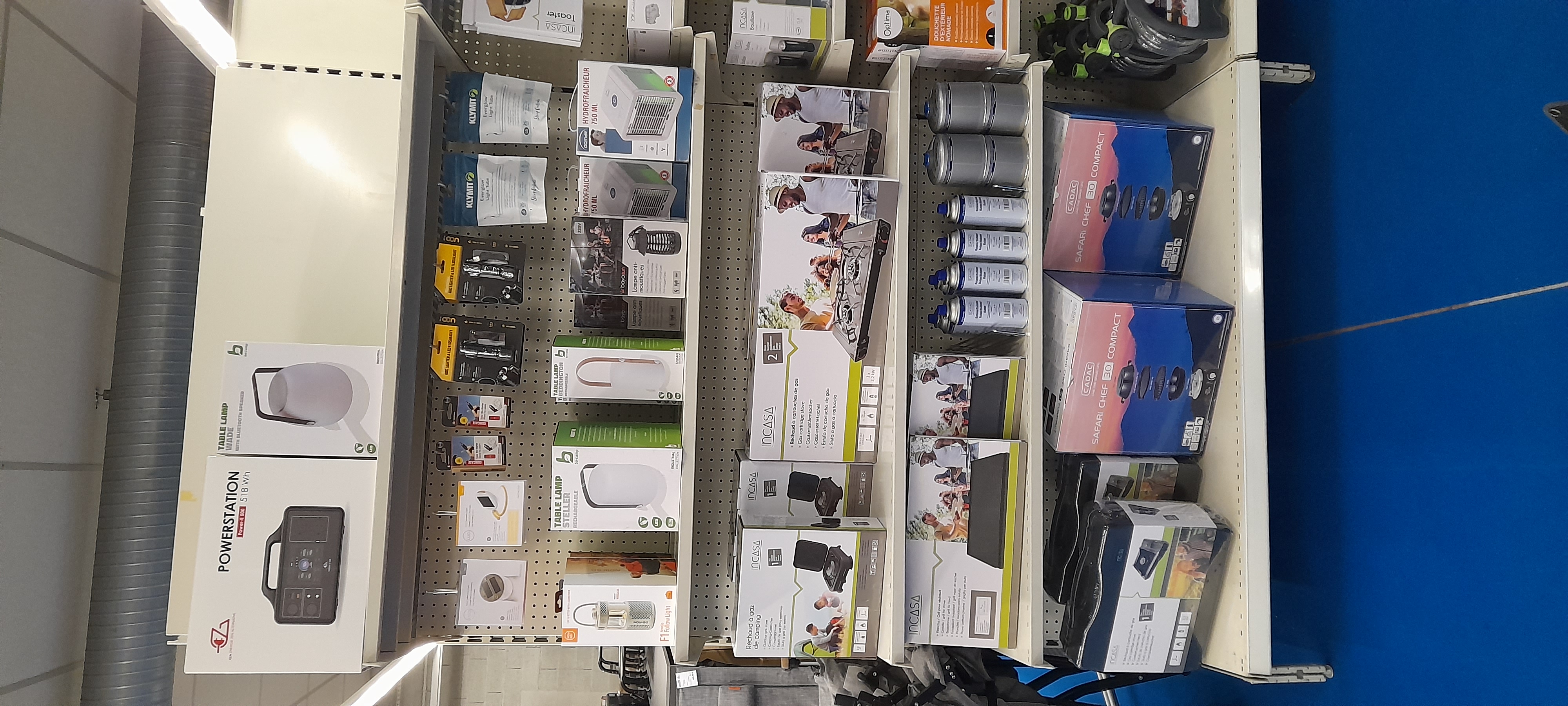 interieur-magasin-Outdoor-Narbonne-Accessoires