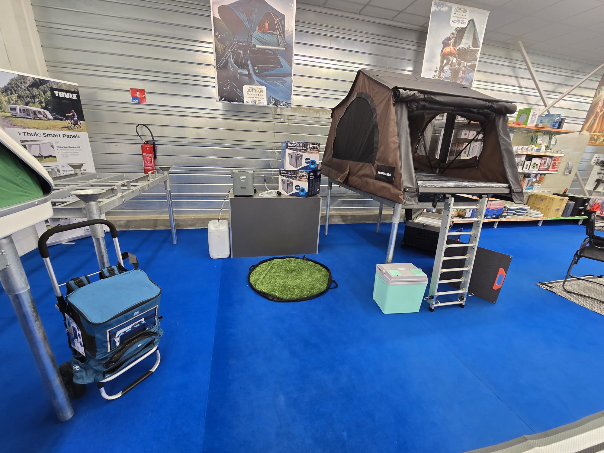 interieur-magasin-Outdoor-Narbonne-Accessoires