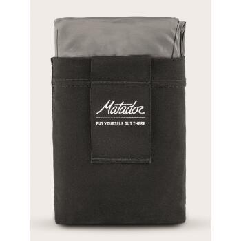 Couverture de poche : Noir