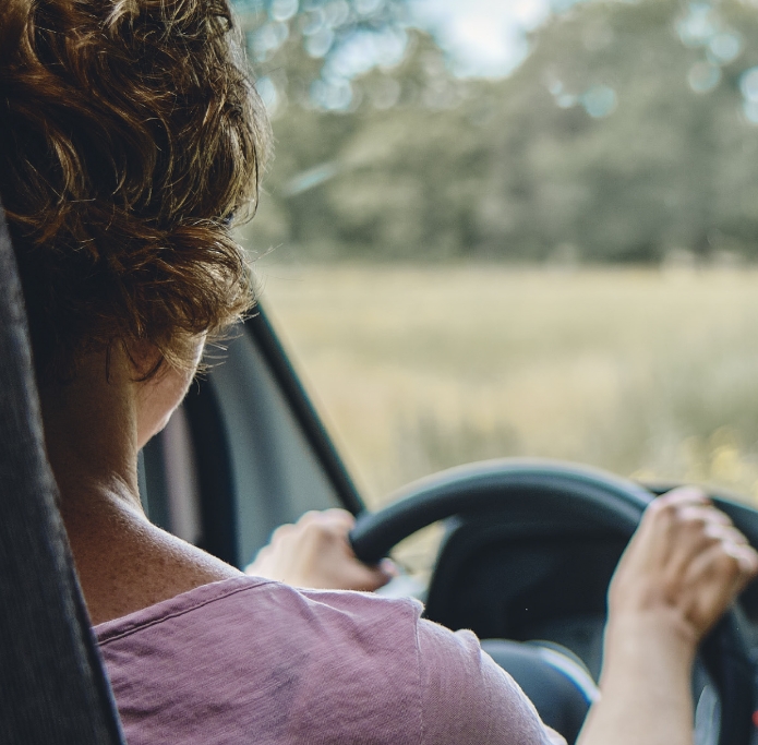 VOITURE VOLANT FEMME