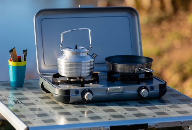 camping-kitchen-rechaud