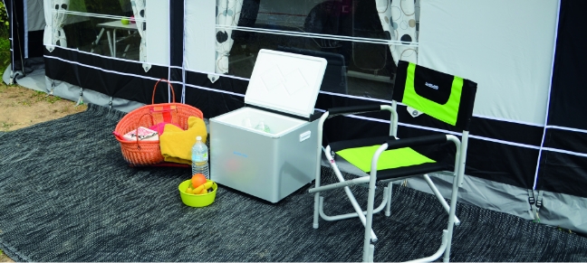 glaciere-auvent-camping-car