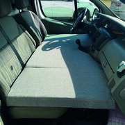 Lit de cabine : Modèle : Renault Trafic après 2001