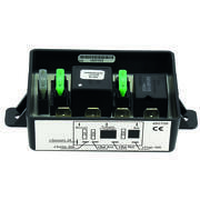 Coupleur séparateur pour batteries : Modèle : 2 batteries 3 sorties