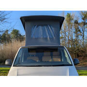 Toit relevable pour véhiculeVW T5/T6/T6.1 : de dimension L1H1 avec ouverture Avant, sans Kit lit intégré et une épaisseur de coque de 10 cm